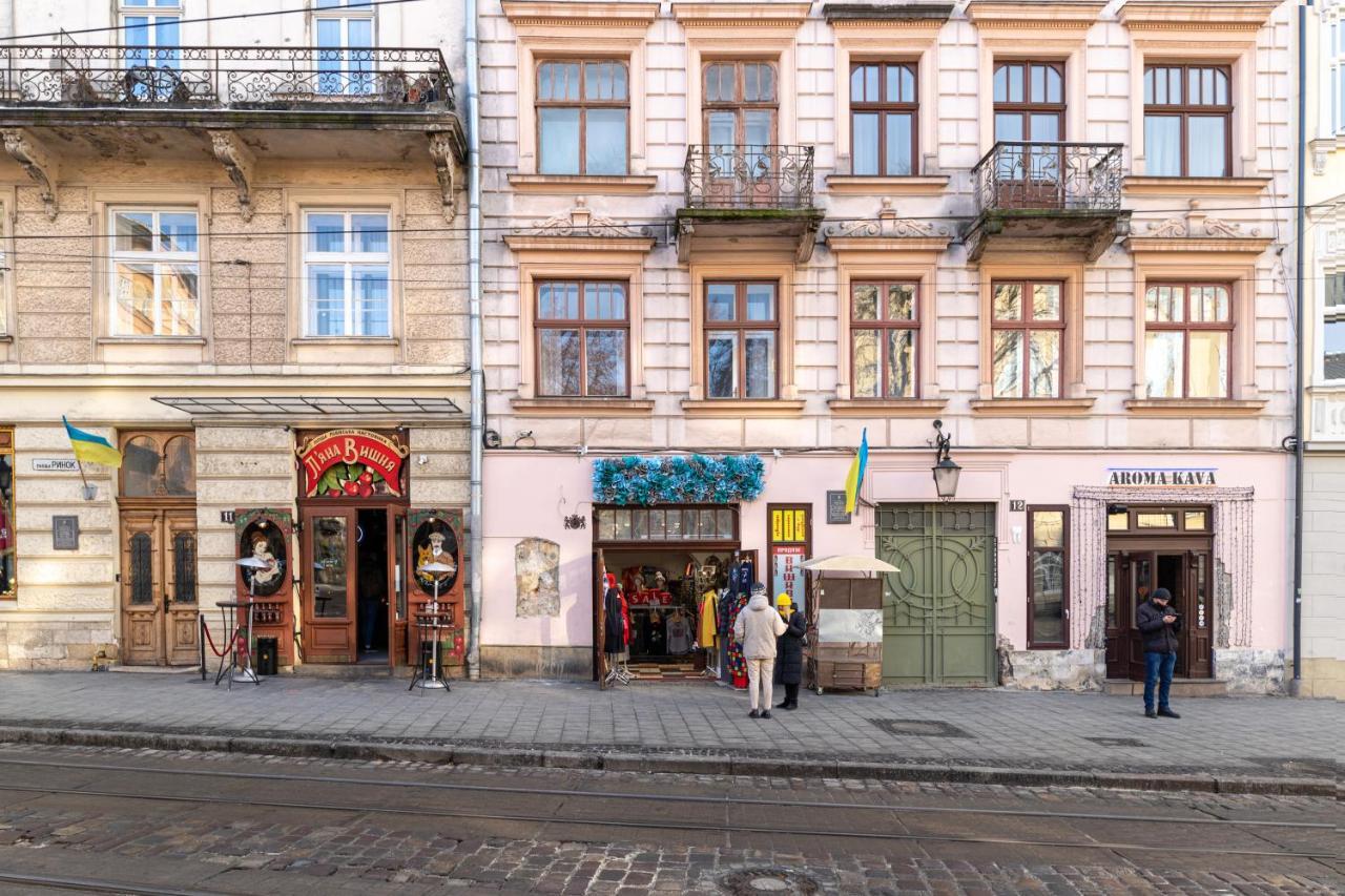 Rynok Square City Center Two Bedroom Apartment! Lviv Extérieur photo