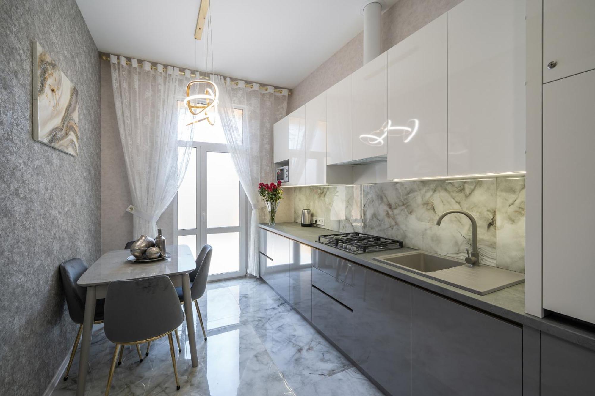 Rynok Square City Center Two Bedroom Apartment! Lviv Extérieur photo
